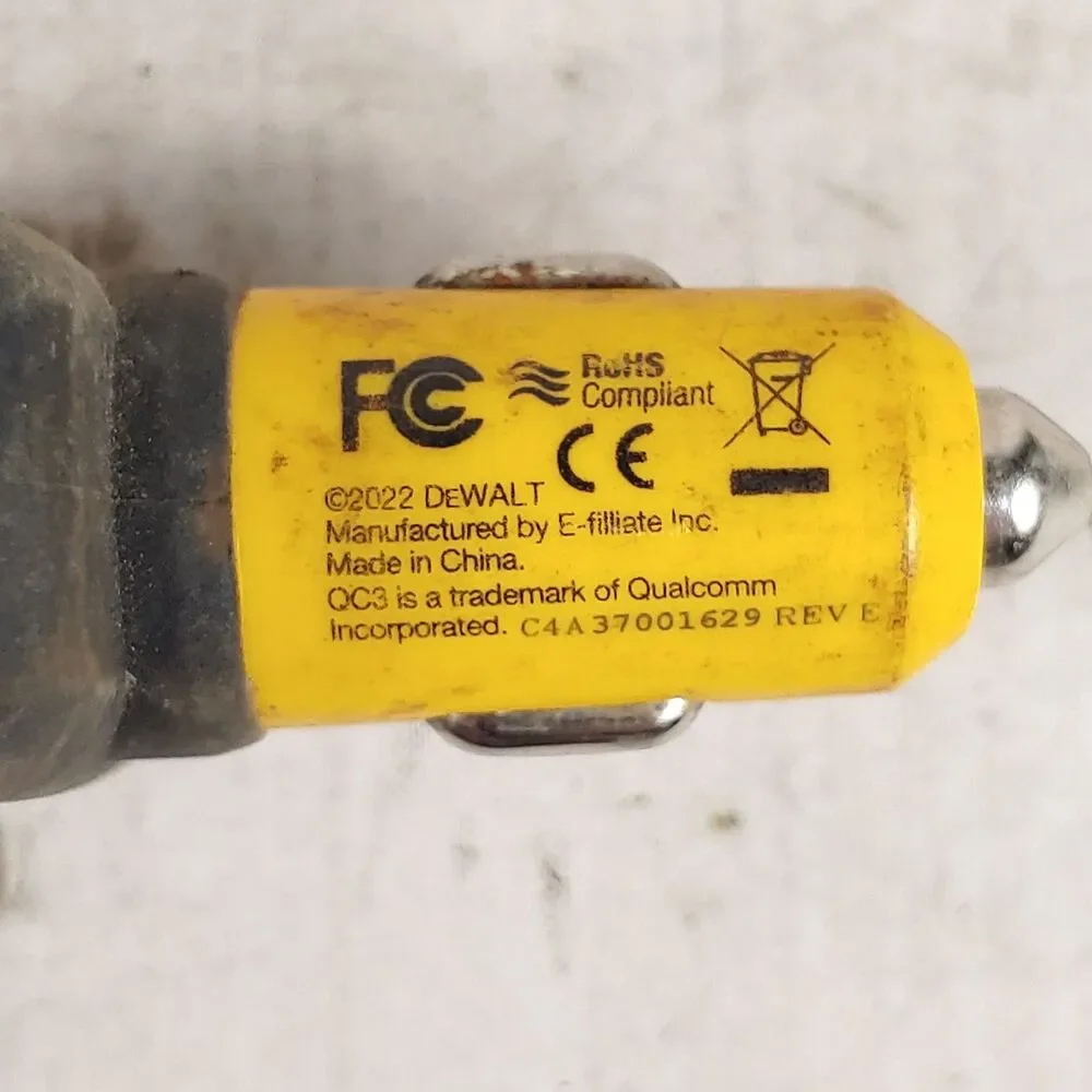 DEWALT 4-Port Mobile USB Car Charger DXMA1419009 PD20W QC3.0 TESTED WORKING